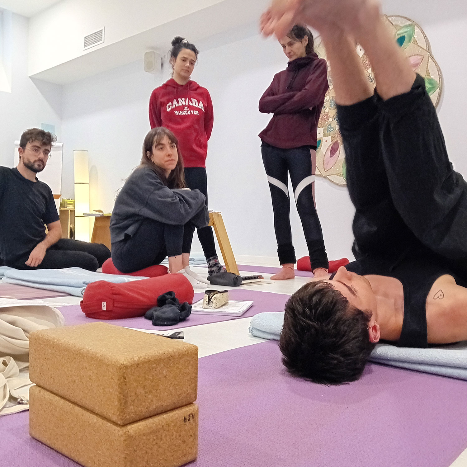 Escuela-Internacional-de-Yoga-Formacion-de-profesorado-05